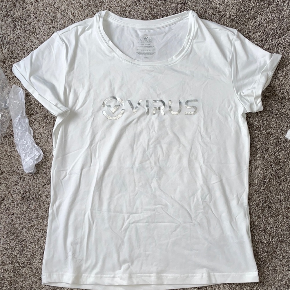 Virus tshirt